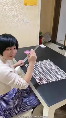 Mira esta chica que lleva un mes entero intentando crear algo con piezas de LEGO… algo que ni siquiera los más legendarios han logrado construir. 🧱✨ Hoy es su último intento. Empieza reuniendo todas las piezas en un solo lugar. Al principio nadie entiende qué está haciendo, pero cuando empieza a encajar las piezas desde abajo, todo se convierte en una obra de arte asombrosa. ¿Te atreverías a intentarlo? #LEGOChallenge #ObraDeArte #ConstrucciónÉpica #CreatividadSinLímites #TikTokInspiración #PacienciaYGanancias #VideoQueInspira #rexoarmy #rexo #datoraro  Disclaimer:This information is taken from the internet which may or may not be true we do not want to spread any fake news. The content provided by this channel is meant for EDUCATIONAL PURPOSE only. Copyright Disclaimer:- Under section 107 of copyright Act 1976, allowance is made for FAIR USE for purpose such a criticism, comment, news reporting, teaching, scholarship and research. Fair use is as permitted by copyright statues that might otherwise be infringing. Non-profit, educational or personal use tips the balance in favor of FAIR USE.
