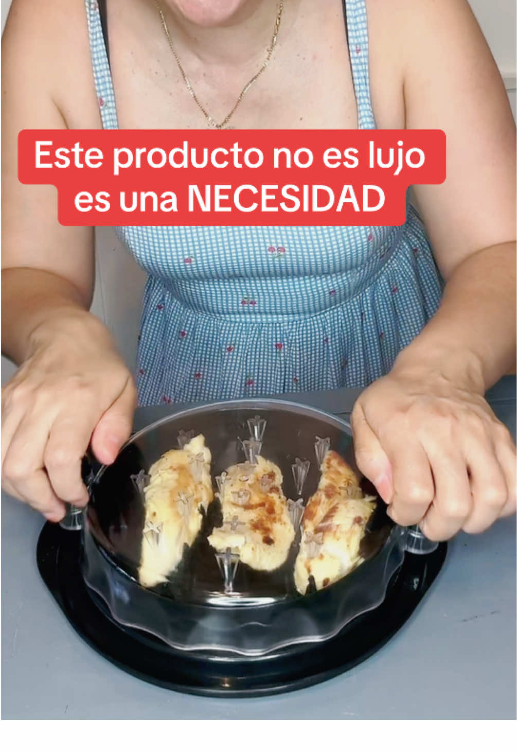 No solo lo puedes usar con pollo también con carne , puerco y de más !!! 🤩 #desmenuzado  #triturador #trituradordepollo #kitchengadgets #kitchentools #kitchenmusthaves 