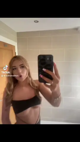 TIKTOK STOP TAKING MY VIDS DOWN 🙏💗#im18 #fypp #julians #foryoupage #xyzabc 