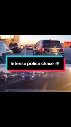 Intense police chase 🚓    #policechase #nypd #nyc #policechaseclips #policeoftiktok  