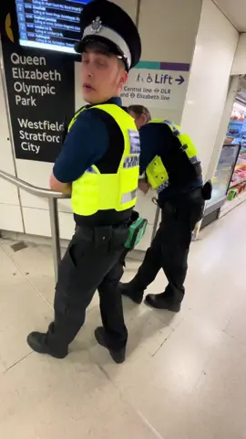 they was so confused wait till the end it got abit heated with the officers 👮‍♀️ 🤣