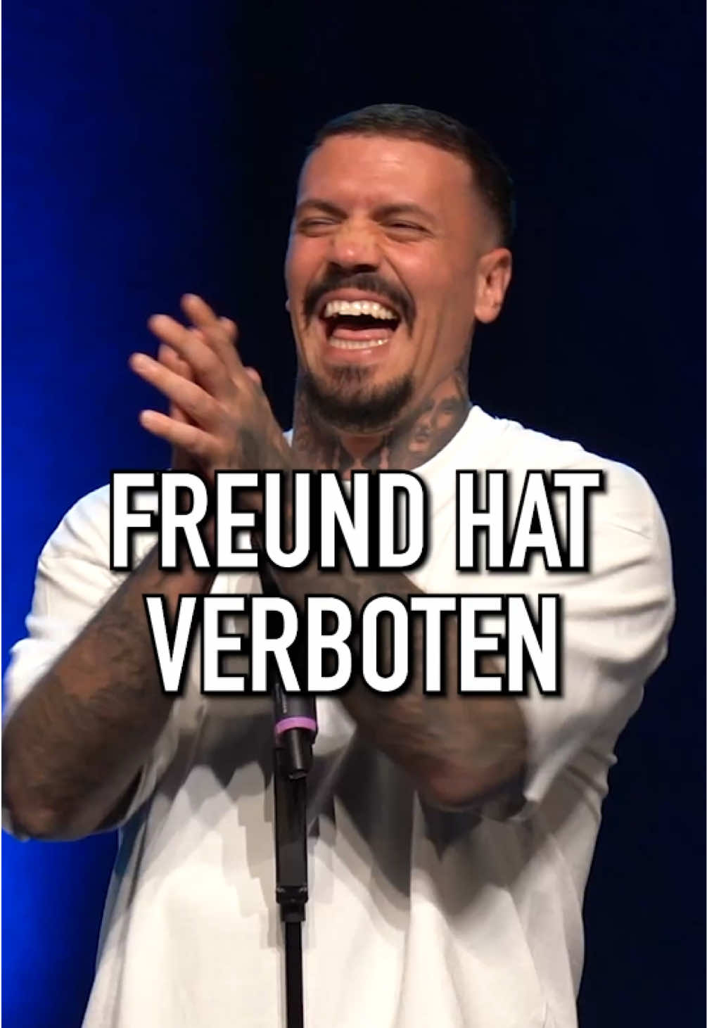 Wenn euer Partner euch was verbietet, ist er nicht der richtige Partner 🤷🏻‍♂️ #emmveecomedy 