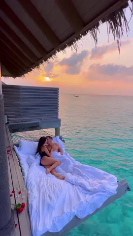 #f #fypシ゚ #fypage #Love #viraltiktok #loveyou #romantic #for #chill #forever #sleep #sleepy #hug #heart #see #sun #Home #holidays #maldives #theloveframe 