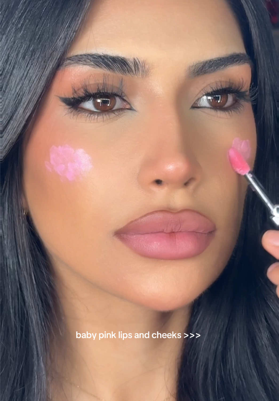baby pink makeup was never a trend to me 🩷  @Anastasia Beverly Hills lipliner,  @Armani beauty luminous cheek tint 53, Prisma glass lip plumper gloss  #babypinkmakeup #babypinkblush #armanibeauty #anastasiabeverlyhills #makeupinspo #lipcombo 