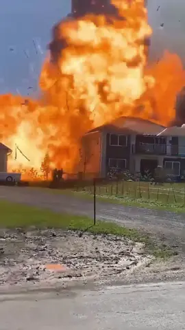 WOW 👖 💩  #BlueCollarFiremen @chemicalhazmat_eu