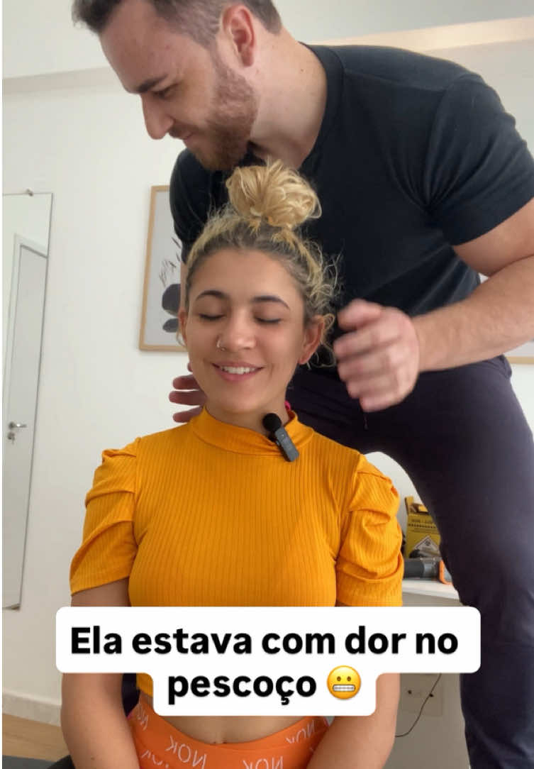 Dor no pescoço? Não mais. Agende sua consulta! . #quiro #quiropraxia #dornopescoço #dorcervical 