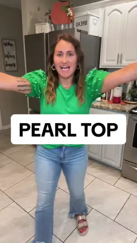 Ruffles and Pearls because subtle is not always my style 👚🛍️ #shopmyshowcase #ttshop #fashiontiktok #pearldetails #rufflesleeves 