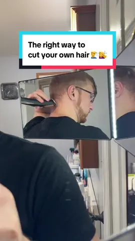This is the best way to cut your own hair 💇‍♂️💇‍♀️ #selfhaircut #haircutting #haircut #trifoldmirror #3waymirror #dealsforyoudays 