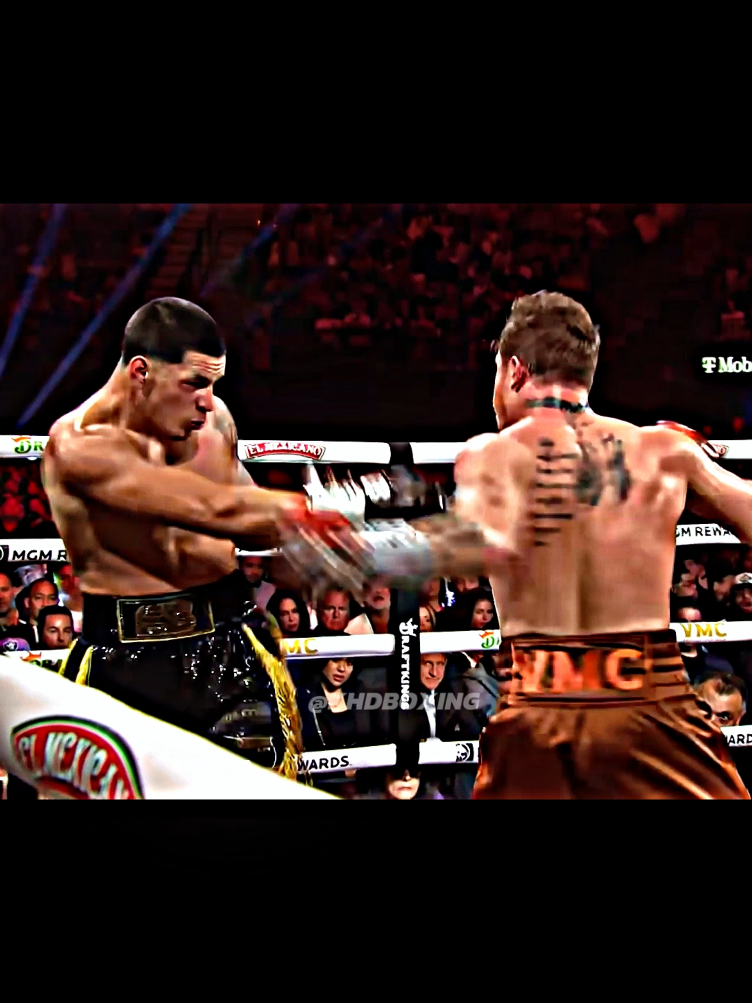 ''EL REY''👑 Canelo Alvarez Vs Edgar Berlanga 🥊#caneloalvarez #caneloalvarez🇲🇽 #boxing #highlight #mexico🇲🇽 #edit #canelo #boxeo