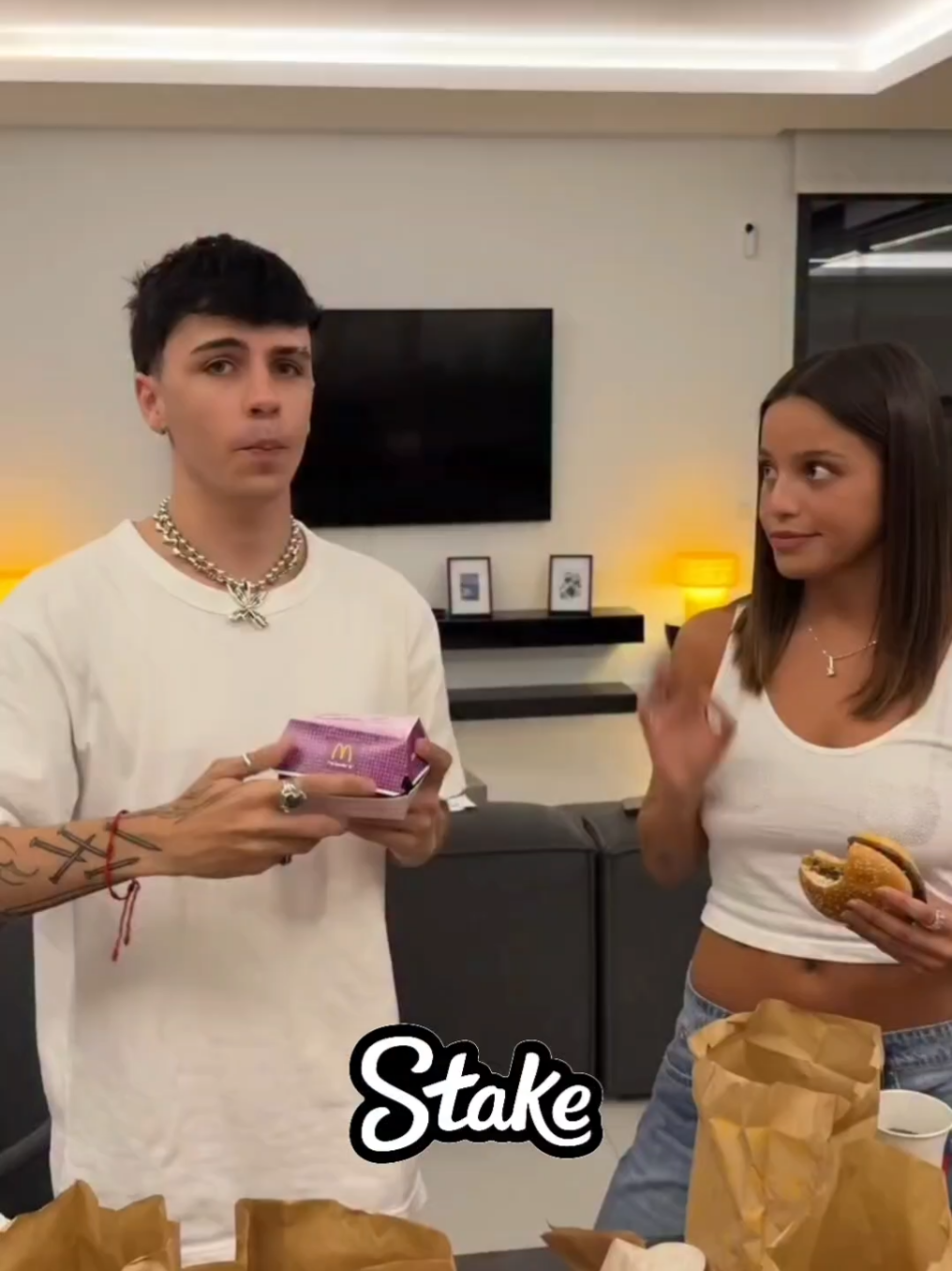 MERNUEL, EMILIA Y EL DUKO #mernuel #moski #bauleti #duki #emiliamernes #kick #clips #stream #fyp #viral #argentina #foryoupage 