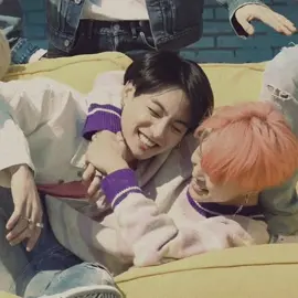 😢😢😢 . . . . . . #kinseokjin #jin #jungkook #jeonjungkook #bts #armybts 