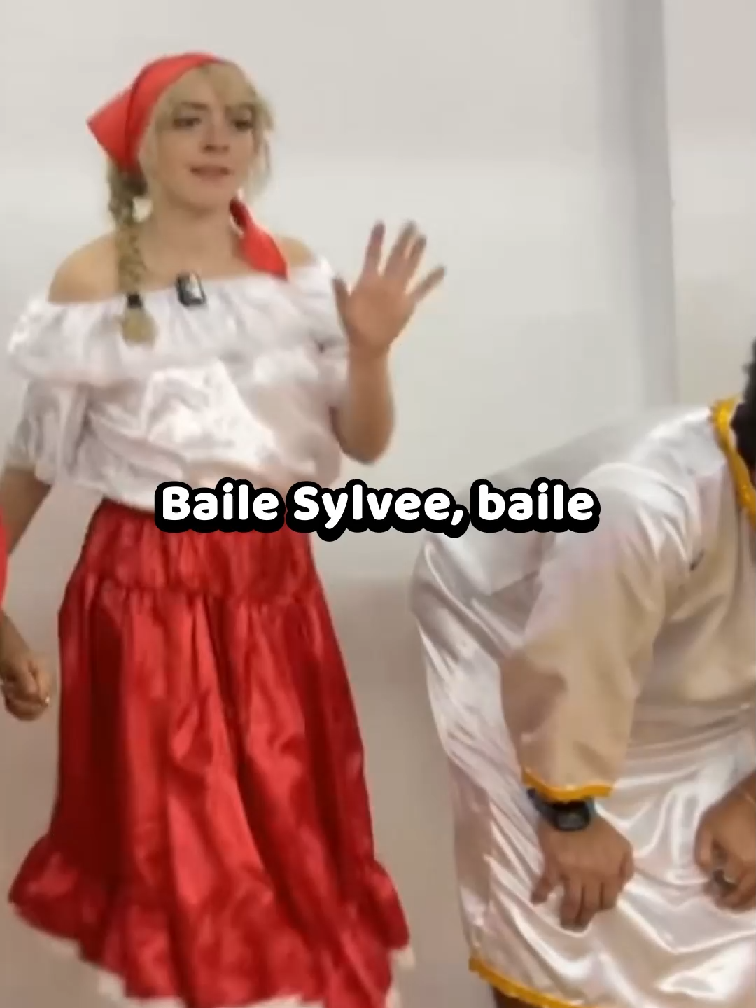 baile sylvee #sylvee #sylveeyv #sylveey #parati #foryouu #kickperu #fyp #fouryoupage #glogloking