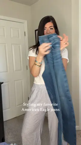 They always smelled like petroleum and moth balls. LMK if you need more styling ideas for the fall…  #americaneaglejeans #midsizestyle #falldenim 