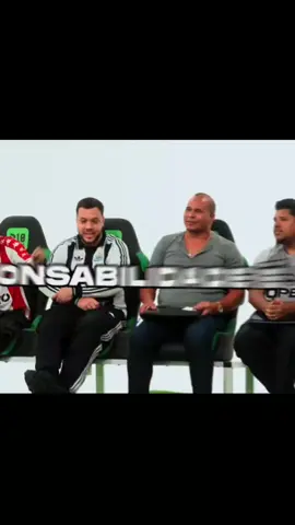 Quem é o jogador profissional? #tyltycomp #lucastylty #futebol #jogador 