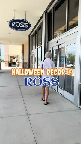 @Ross Dress for Less already has some Halloween decor on sale 🎃 #ross #rossdressforless #rossfinds #rosshalloween #halloweendecor #halloweendecorations 