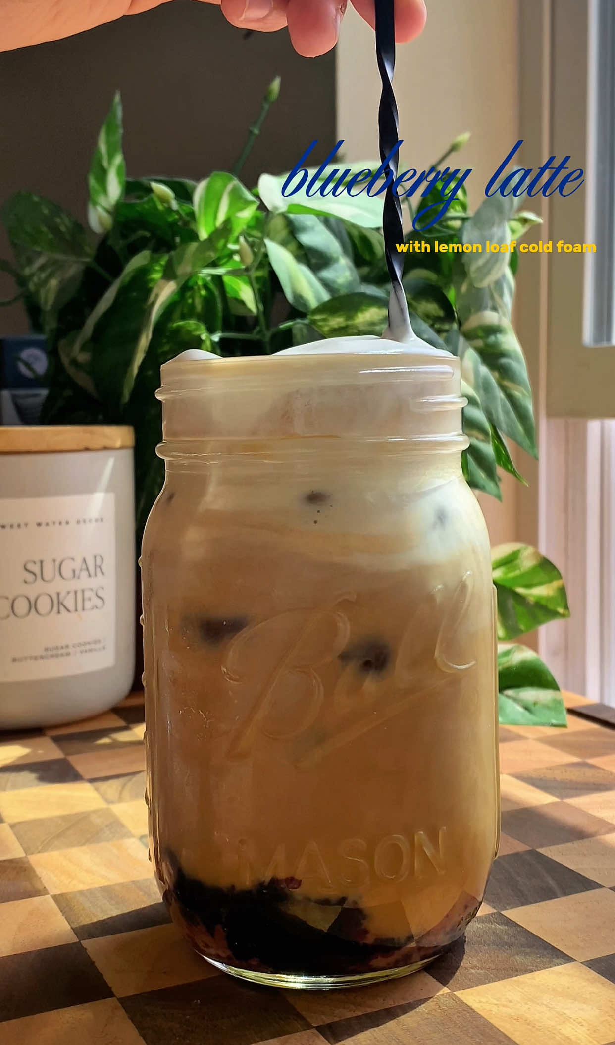 no rizz, just a home barista & her espresso machine 🤝🫡🤎☕️✨ #homebarista #coffeeathome #coffeeaddiction #coffeelover #icedlatte 