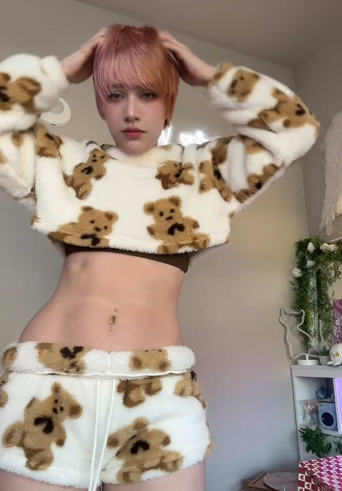 Streaming btw ~ 🧸 #femboy 