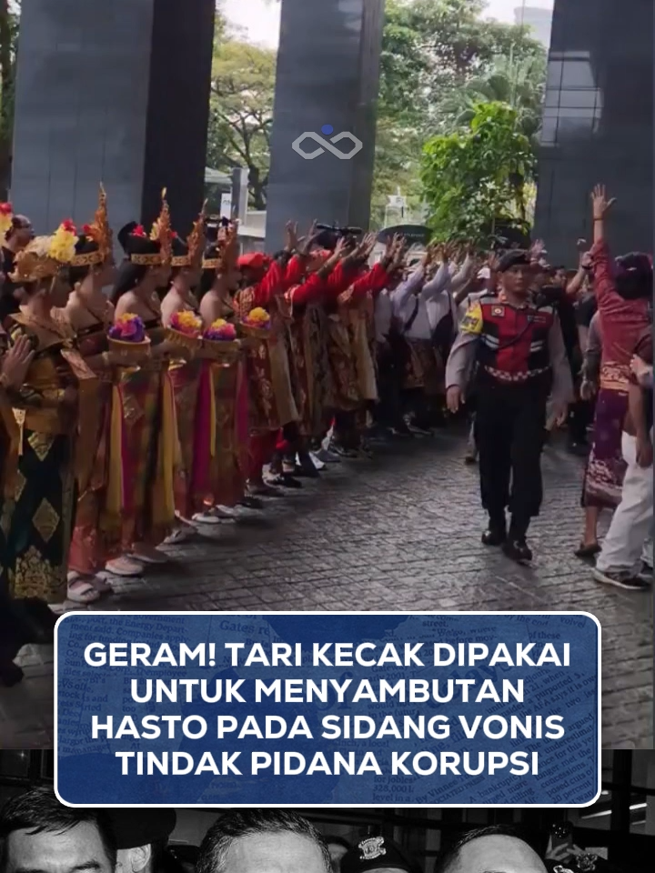 Sekretaris Jenderal PDI Perjuangan (PDIP), Hasto Kristiyanto, tiba di Pengadilan Tindak Pidana Korupsi (Tipikor) Jakarta Pusat untuk menjalani sidang pembacaan vonis terkait dugaan kasus suap dan perintangan penyidikan. Hasto datang pada Jumat (25/7/2025) sekitar pukul 13.30 WIB, mengenakan rompi oranye tahanan dan dikawal ketat oleh tim kuasa hukumnya. Ia tiba menggunakan mobil tahanan KPK dan langsung memasuki area basement pengadilan. Namun yang jadi sorotan, saat Hasto tiba, sejumlah pendukungnya justru menampilkan tari kecak sebagai bentuk dukungan. Aksi ini menuai reaksi keras dari warga Bali, yang menganggap tarian sakral tersebut tak pantas dipertontonkan di depan gedung pengadilan, apalagi dalam konteks menyambut terdakwa kasus korupsi. #InfinityFeeds #HastoKristiyanto #VonisPengadilan #TariKecak