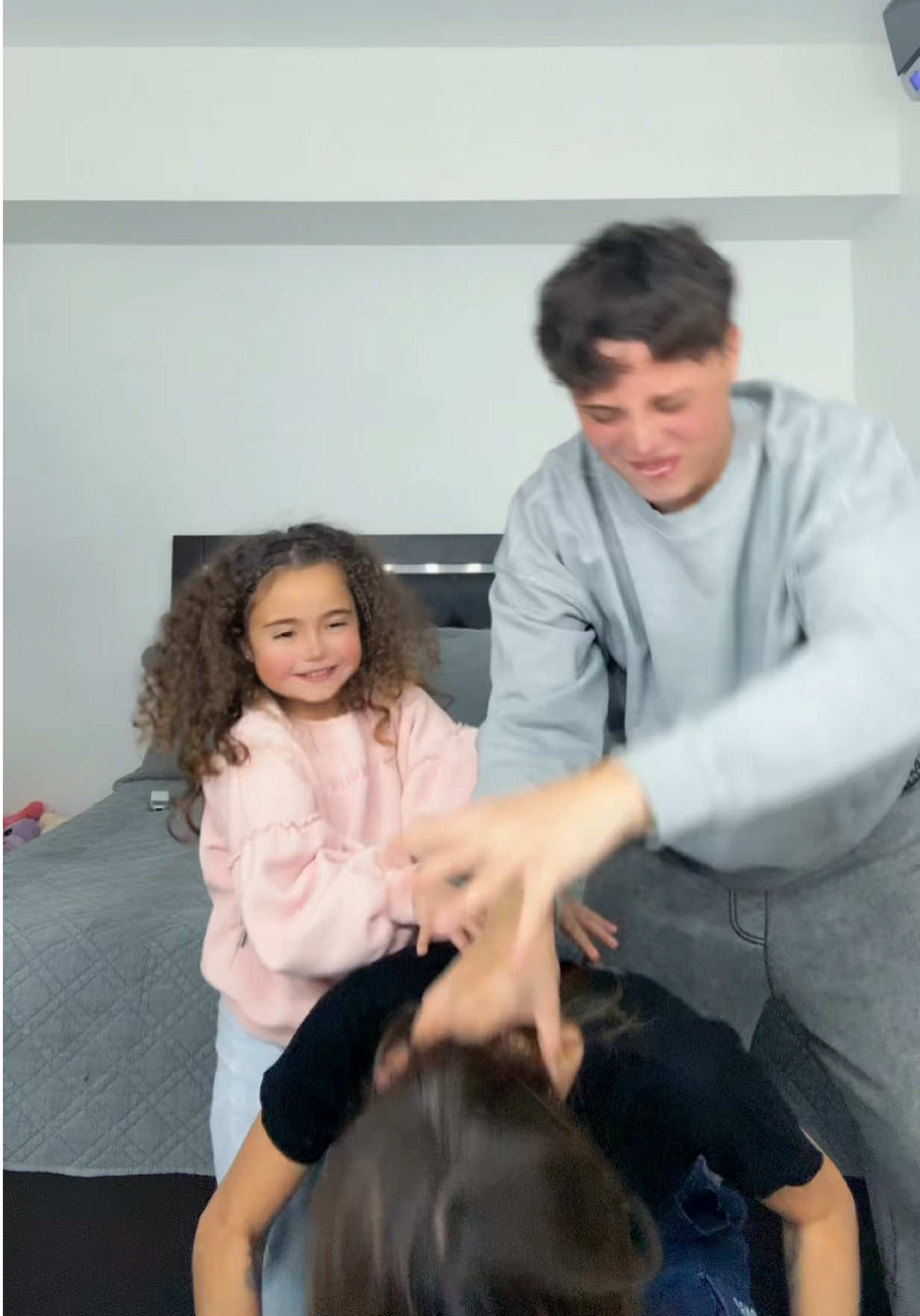 Spoiler: nadie salió lastimado en este video. 