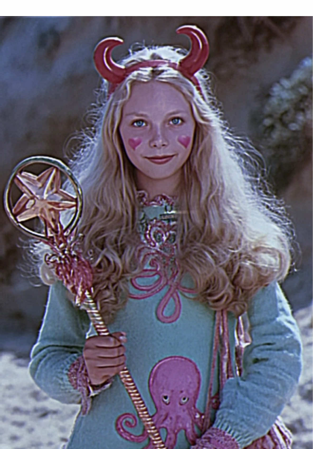 Star vs the Forces of Evil if it was dark fantasy #darkfantasyaesthetic #retro #nostalgia #dreamcore #weirdcore #darkfantasy #80s #liveaction 