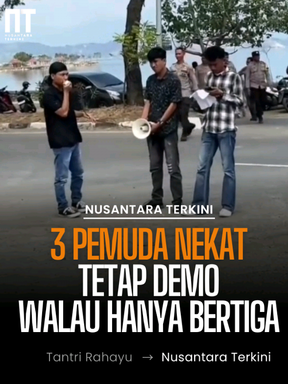 3 Pemuda Tetap Nekat Demo Walau Hanya Bertiga