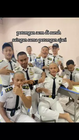 yo kalah jauh🥲 #smkpelayaran #tarunapelayaran #excsenior⚓ 