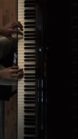 Run, rabbit. Run. Run. Run. #piano #rabbitpie #music #thewaltenfiles #citra #anamatronic #welding #fyp