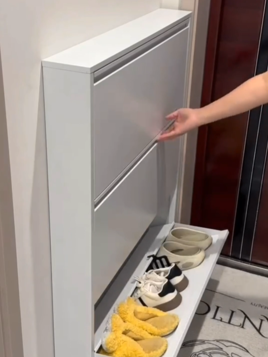 Dê uma olhada em Sapateira 3 Portas Armário Multiuso Organizador para Quarto Sala Estante por R$219,32. Compre na Shopee agora! https://s.shopee.com.br/7fPCpoXMd0 quero te envio.link #achadinhosdadeia #achadinhos #viraliza @deia lobo 