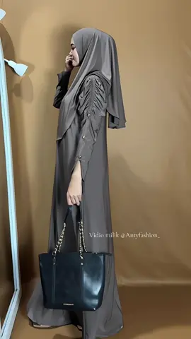 Abaya bahan jatuh adem. Free hijab+ciput #abaya #abayastyle #abayagirls #abayakekinian 