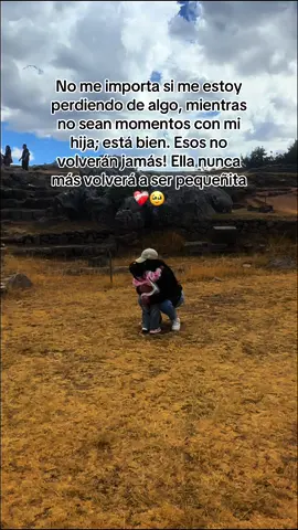 Amorcito de mamá💗 #loveyou #momanddaughter #fyppp #cusco #saqsaywaman #foryoupage 