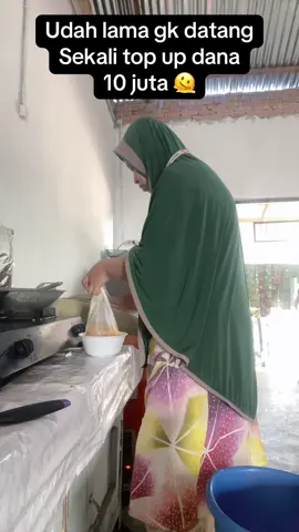 Seperti nya dia agen 🥱