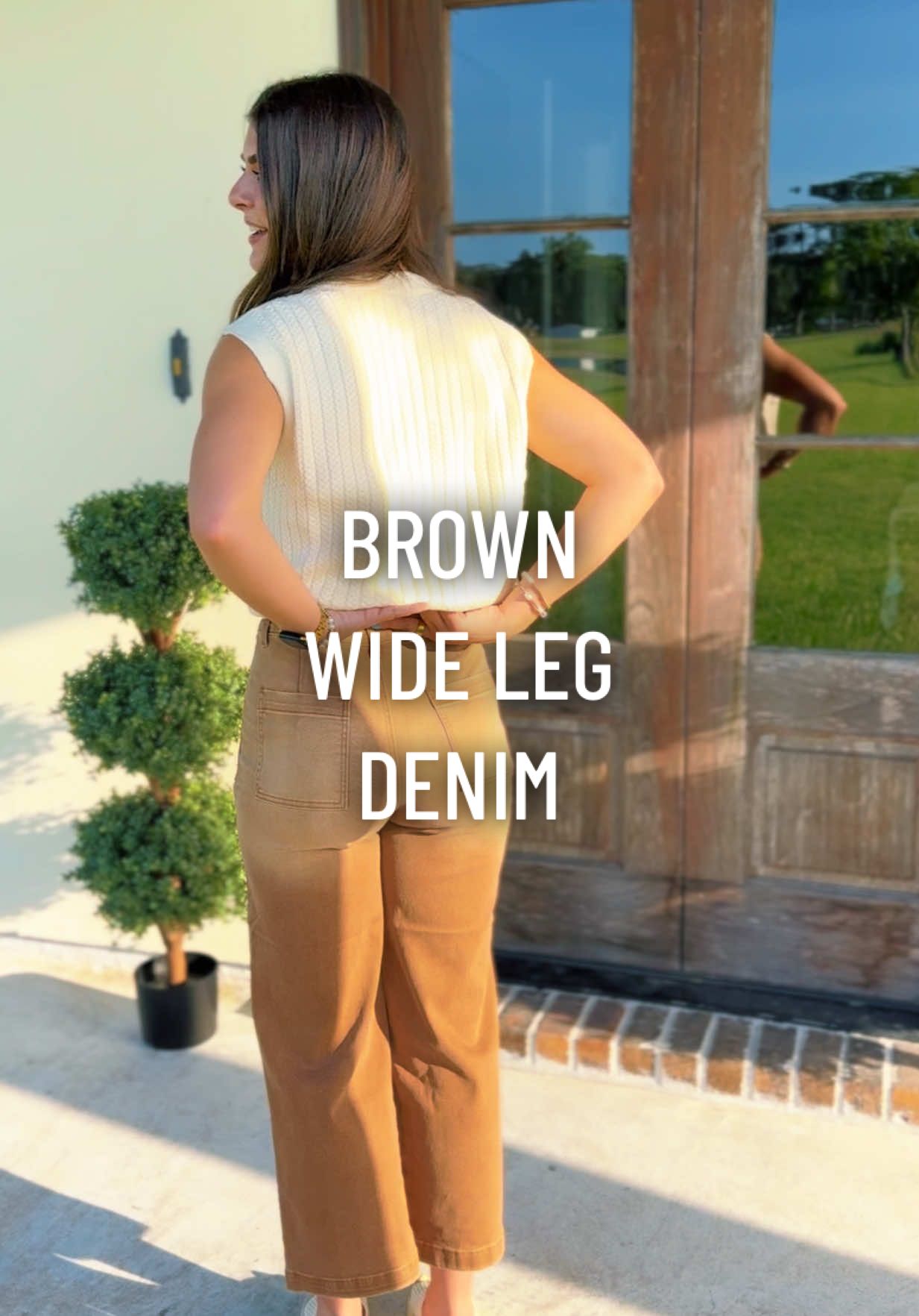 I already know these are going to go fast!! LIMITED STOCK🔥✨ #denim #jeans #wideleg #widelegjeans #falldenim #stretchyjeans #workdenim #workjeans #fallfashion  #TikTokShopBacktoSchool #backtoschool #TikTokShopRushReady #TikTokShopLaborDay 