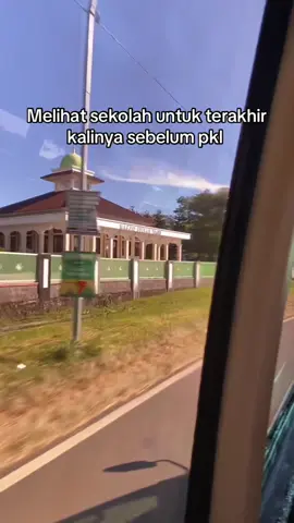 Sampai jumpa di awal desember semuanyaa 🥹👋  #pkl #agit #kdm #smk #smkbisa #smkhebat #jawabarat #fypシ゚ #viral #highschool 
