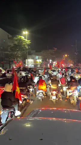 Tối nay chúng ta lại đi bão thôi ✈️✈️✈️🇻🇳🇻🇳🇻🇳#u23vietnamvodich  Anh em Thái Bình tối nay cùng cháy nhé 💯💯💯