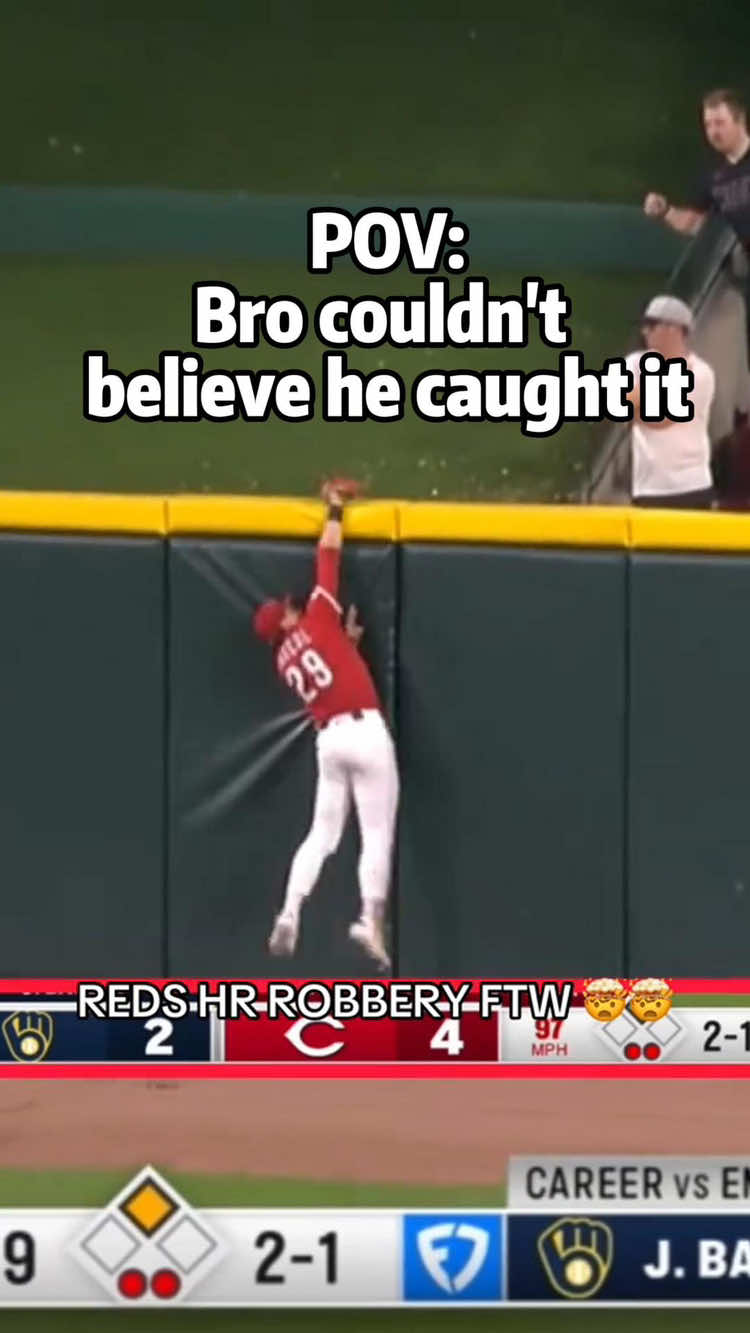  POV:Bro couldn't blieve he caught it#baseball #sports #baseballtiktok #MLB #athletics