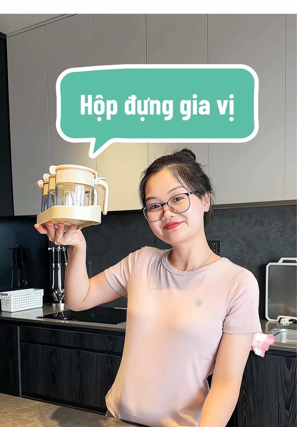 Một trong những món đồ tâm đắc trong gian bếp, nhỏ nhỏ thôi nhưng dùng đúng loại tiện lắm các mom ạ #metayreview #hopdunggiavi #hopdunggiavithongminh #hopdunggiavicaocap 