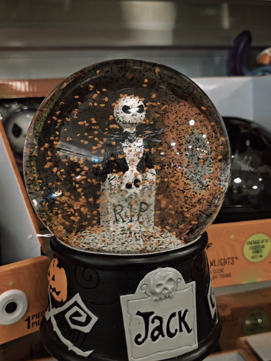 And does he notice my feelings for him?💔#jackandsally #homegoods #thenightmarebeforechristmas #homegoodsfinds #halloween #jackskellington #homegoodshaul 