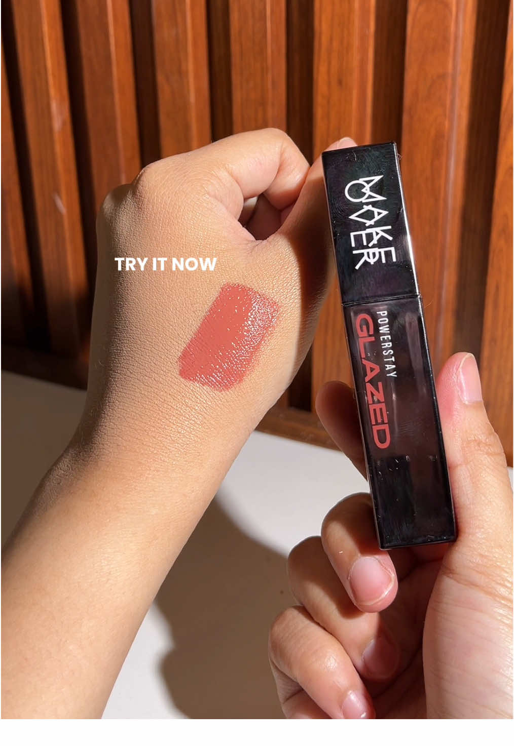 Muted but make it fresh💄Who hasn't tried our latest launch? You're missing out!💋 #makeoverglazed #lipglazed #mutedshades #MakeOverMastershade #makeoverid
