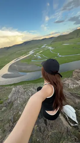 Away from the bustling city #Mongolia 