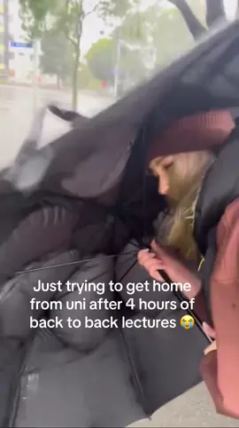 Thank you Auckland weather…and Divyesh for his exceptional commentary 🥀 @8-bitVibing @1News #fyp #fypage #wind #badweather #fail #uni #uoa #university #tired #rain #funny #wtf 