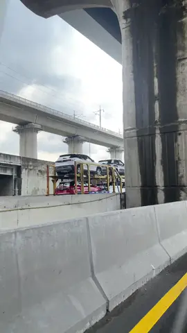 muncul terus lagu nya😅