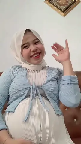 solusi kulit bumil tetap cantik tanpa stretchmark dengan @Dermama daily@Dermama.id#bumiltm3💖#produkbumilaman#sudahhalaldanbpom#dermama #ConSantanderConecto 