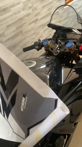 otw CIMEN V2 pake striping@CYRO ⚡️ nih ye 😆 #cbr #k45r #cbr150r #cyro 