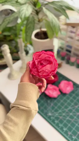 گل نازنازى✨🌷#foryou #fouryoupage #flowers #فوريو #هنر 