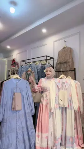 #tiktoklive #livehighlights #vintagefashion #tiktoklive #promomakangajian #fypage #dres #ootdfashion 