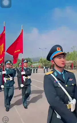 Khối trưởng Hưng và tổ quân kỳ nè#A80 #pkkq✈️👮‍♂️#vuchihung#minhhieu #viraltiktok 