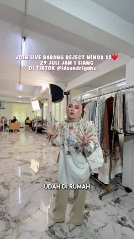 LIVE HANYA DI AKUN @Ida Andriansyah❤️FOLLOW & BUNYIKAN LONCENGNYA😍