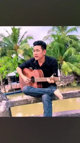 đêm thì làm thêm, chủ nhật thì tăng ca.  #fyp #gopop #guitar 