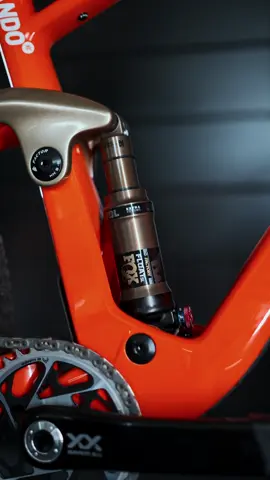 Factor Lando 🤯 #ASMR #mtb #bike #downhillmtb #chrisbikedijon #dreambike #xc #chrisbike #fox #carbon 