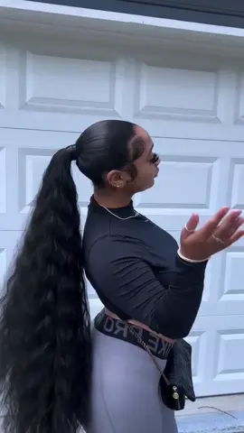 A high ponytail never misses.It’s giving lifted,fierce,and flawless. #ponytailtutorial #ponytailhairstyle #curlyhairstyles #protectivestyles #bundleschallenge #hairgoals  (🎥braidsby_nish)
